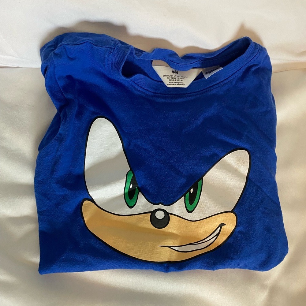 H&M kids Sonic T Shirt 3/4T